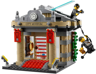 Illustration for article titled Security chief at The Getty assesses the Museum Break-in Lego set
